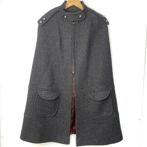 Vintage 60s Women’s Gray Wool Cape Cloak Coat Shoulder Epaulets Talon Zipper OS